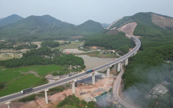 Chỉ vài giờ nữa, Việt Nam sẽ tạm dừng khai thác đoạn tuyến cao tốc quan trọng bậc nhất miền Trung