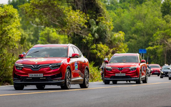 Từ sedan lên SUV: Vì sao nhiều người dùng chọn VinFast VF 8?