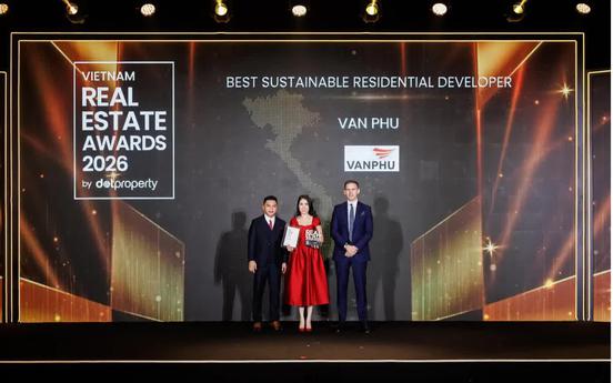 Văn Phú và Vlasta Premier - Phú Thuận được vinh danh tại Dot Property Vietnam Real Estate Awards 2026
