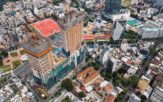 Tòa tháp đôi chọc trời 235m cao nhất thành phố giàu có của Việt Nam: Hình hài dần rõ nét, 2 năm nữa hoàn thiện