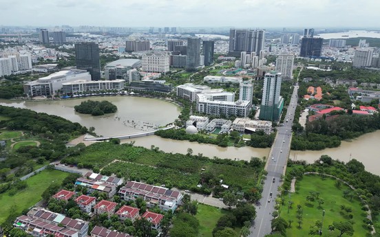 TP.HCM tập trung nguồn lực, phấn đấu tăng trưởng 11% trong quý III