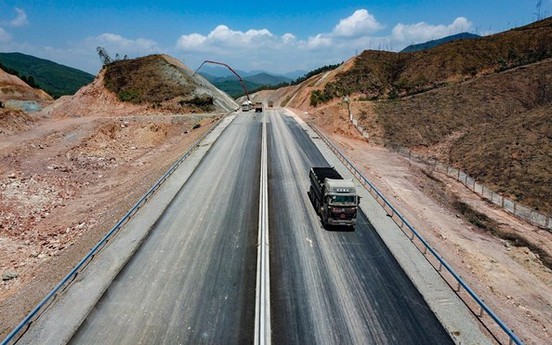 Sẽ khởi công dự án đường cao tốc Móng Cái-Vân Đồn trong tháng 12