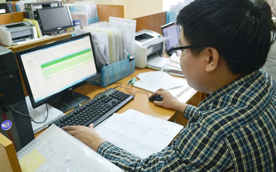 Obstacles in building real estate database for HCMC