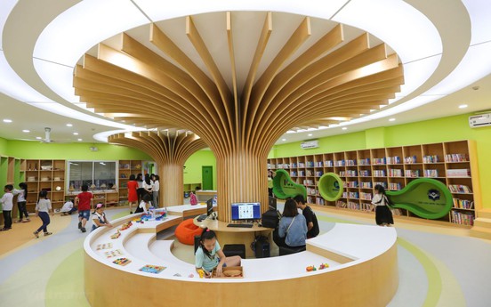 Foreigners likely encouraged to set up libraries in Vietnam
