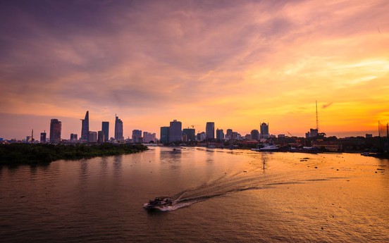 Why foreign investors call Vietnam a rising Asian star?