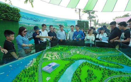 Chật cứng khách tham quan trong ngày đầu tại Novaland Expo 2019