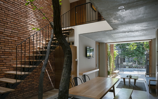 Thiết kế thông minh giúp ngôi nhà 2 tầng ở Đà Nẵng chống lại nắng nóng