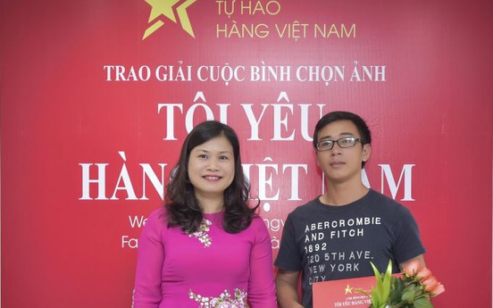 Phóng viên Reatimes đạt giải trong cuộc thi ảnh "Tôi yêu hàng Việt Nam"