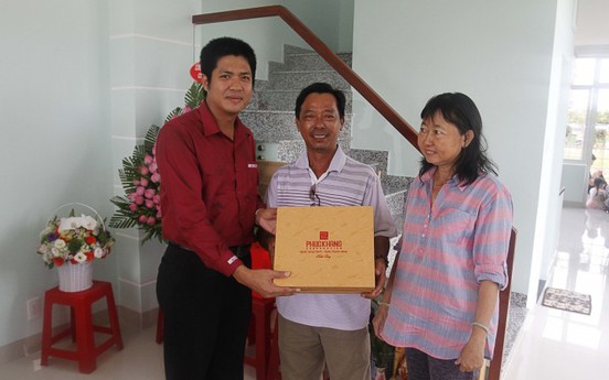 Phúc Khang bàn giao nhà cho cư dân đầu tiên tại Làng Sen Việt Nam