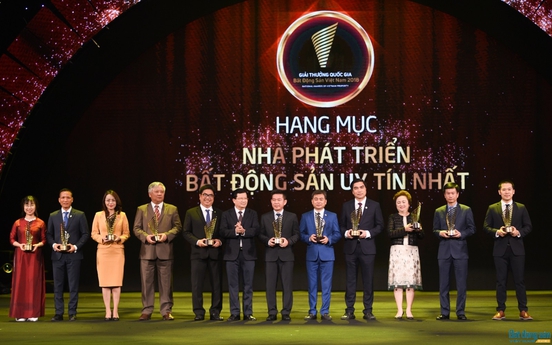 Tôn vinh 54 chủ đầu tư và dự án bất động sản xuất sắc nhất