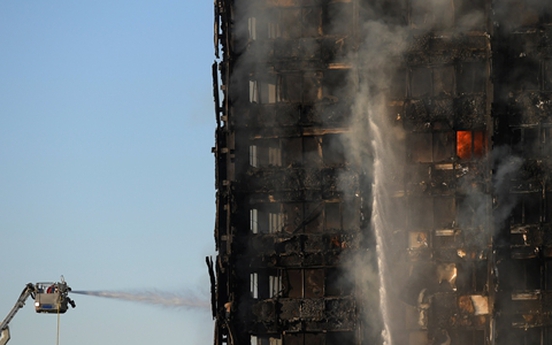 Hệ thống báo cháy của tòa chung cư 24 tầng bị lửa "nuốt chửng" ở Anh không hoạt động