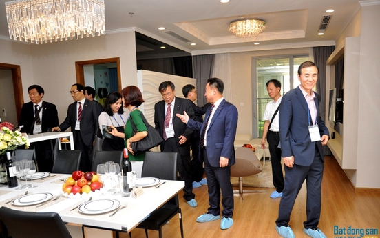 Hiệp hội Môi giới BĐS Hàn Quốc tham quan căn hộ mẫu Khu đô thị Times City