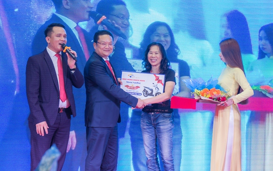 Mua P.H Complex Nha Trang, khách hàng bất ngờ trúng thưởng Honda SH