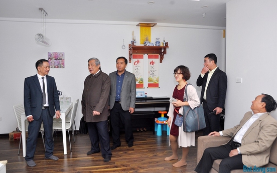 Hội đồng Giám khảo “Giải thưởng Quốc gia Bất động sản Việt Nam” đột xuất ghé thăm căn hộ tại các dự án đăng ký tranh giải