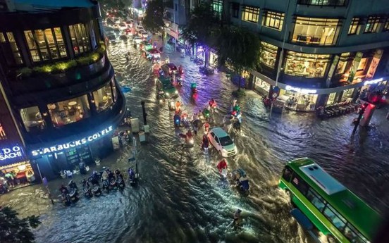 Giới đầu tư BĐS gánh thêm nỗi lo khi Sài Gòn hễ mưa là ngập