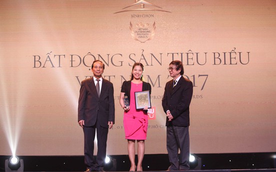 Khang Điền vinh danh nhận giải thưởng Nhà phát triển bất động sản tiêu biểu năm 2017