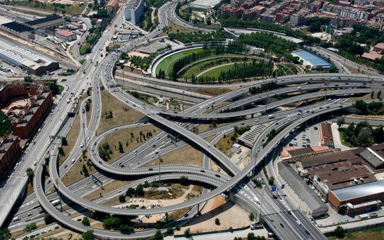 Giao lộ Parc Nus de la Trinitrat: Nút giao thông "kỳ quặc" ở Barcelona