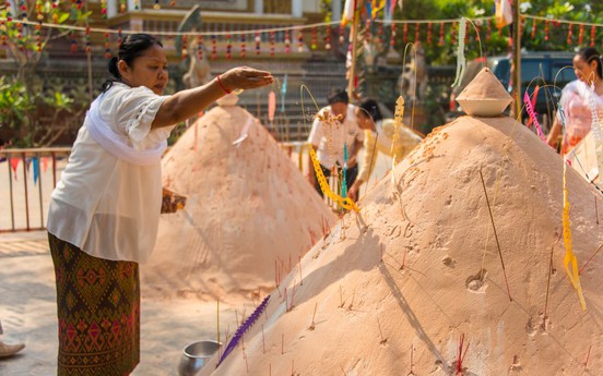 Campuchia cấm xuất khẩu cát vô thời hạn