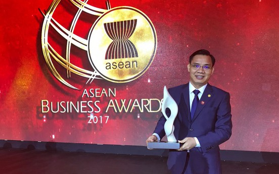 Tập đoàn BRG và ngân hàng SeABank được hội đồng tư vấn kinh doanh ASEAN vinh danh giải thưởng quốc tế