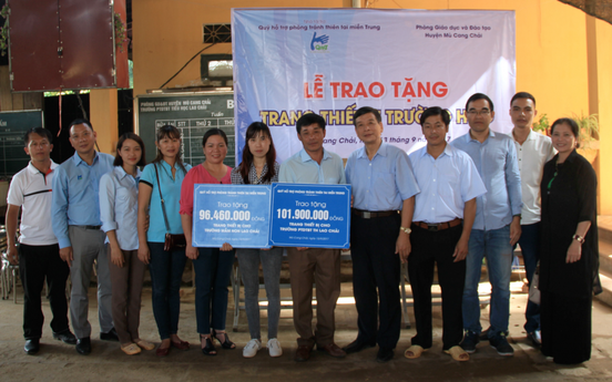 Quỹ Miền Trung trao tặng 1 tỷ đồng tại Sơn La và Yên Bái