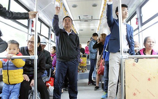 Người dân Thủ đô nói gì sau ngày tuyến xe buýt nhanh BRT chính thức hoạt động ?