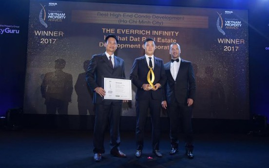 Phát Đạt nhận giải thưởng BĐS Việt Nam 2017