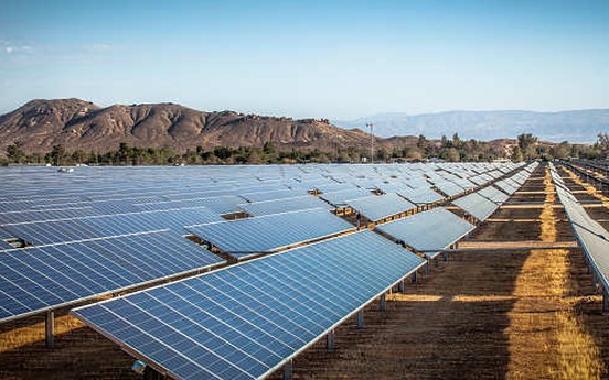 Ấn Độ tăng cường sản xuất năng lượng mặt trời