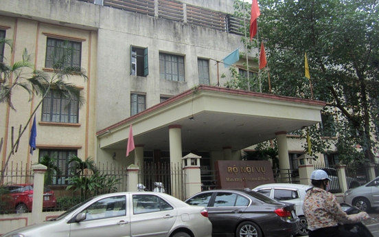 Các bộ chây ì trả trụ sở vì tiếc?