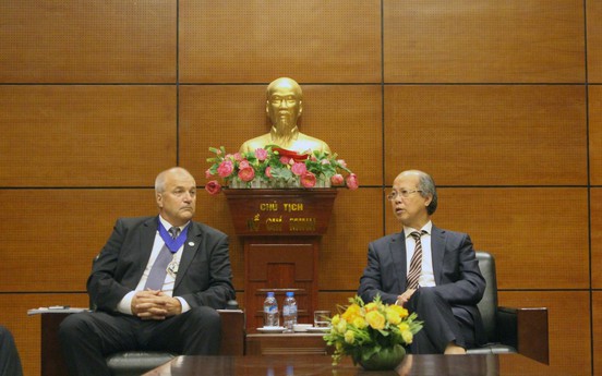 Chủ tịch VNREA Nguyễn Trần Nam tiếp Chủ tịch Liên đoàn Bất động sản Thế giới (FIABCI)