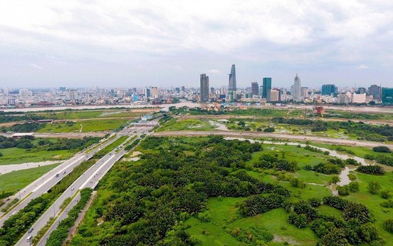 Hanoi and HCMC markets cool down, real estate developers rush to provincial markets