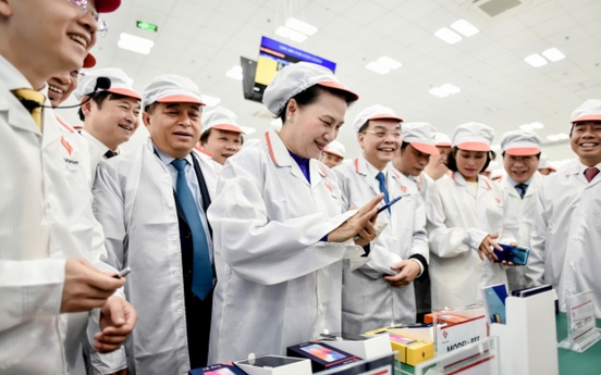 VinSmart electronics manufacturing plant officially opened in Hoa Lac