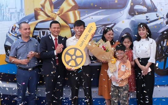 PVcomBank trao tặng xe ô tô Honda City cho khách hàng trúng thưởng
