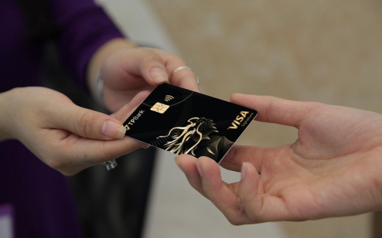  Ra mắt thẻ tín dụng kim loại, TPBank khai phá cuộc chơi mới mảng thẻ ngân hàng