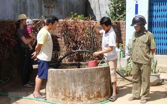 Khô hạn kéo dài, hơn 10.000 hộ dân ở Phú Yên thiếu nước sinh hoạt