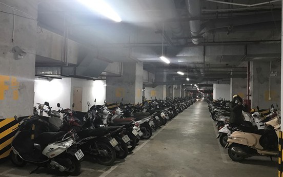 Cấm để xe dưới hầm chung cư, Hà Nội, TP.HCM sẽ "vỡ trận" bãi gửi xe?