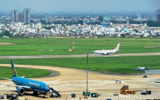 Tháng 6 sẽ khẩn cấp sửa sân bay Nội Bài và Tân Sơn Nhất