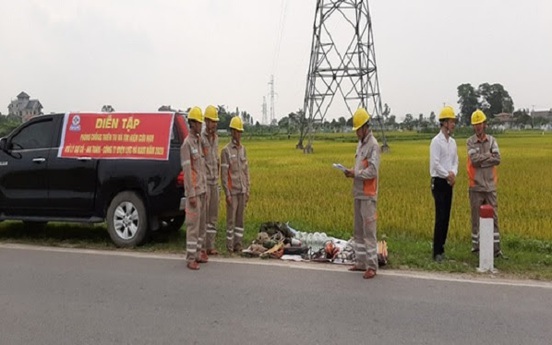 PC Hà Nam tuyên truyền an toàn điện trong mùa mưa bão