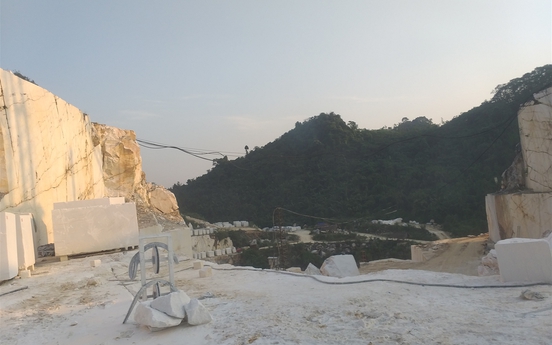 Huyện Lục Yên, tỉnh Yên Bái: Khai thác đá tàn phá môi trường