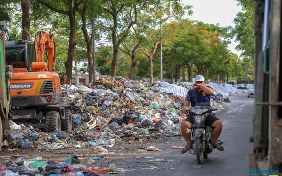 Hà Nội gấp rút di dời các bãi rác tạm, gây ô nhiễm môi trường 