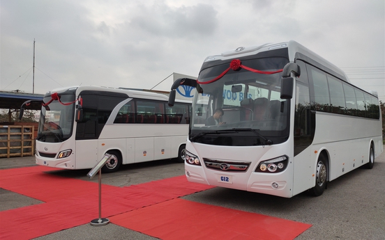 Daewoo Bus Việt Nam giới thiệu hai xe mới G8, G12