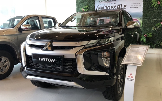 Mitsubishi Triton giảm giá hơn 100 triệu đồng