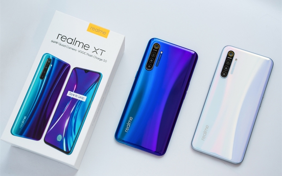 Realme XT vân tay trong màn hình, 4 camera sau