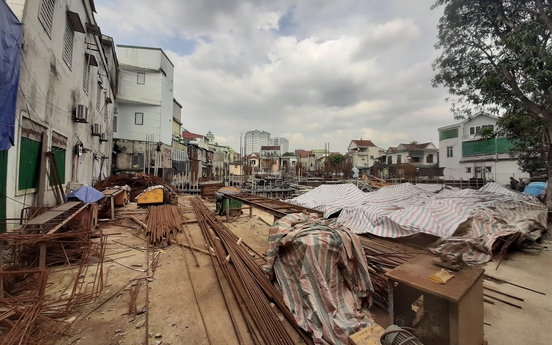 Dân nơm nớp lo nhà sập vì dự án của Tập đoàn Hoành Sơn 