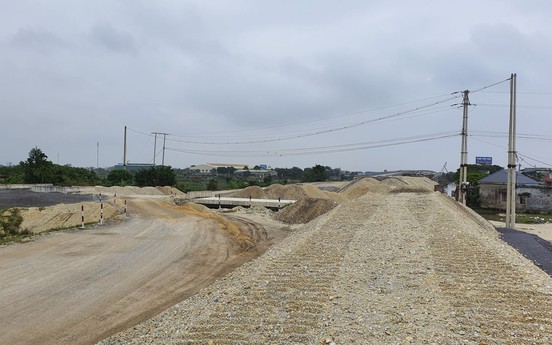 Hàng loạt khuyết điểm tại dự án thành phần đường bộ cao tốc Bắc - Nam