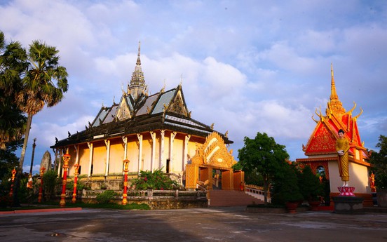 Kỳ III: Chiêm ngưỡng kiến trúc Angkor trăm tuổi ở chùa Xiêm Cán