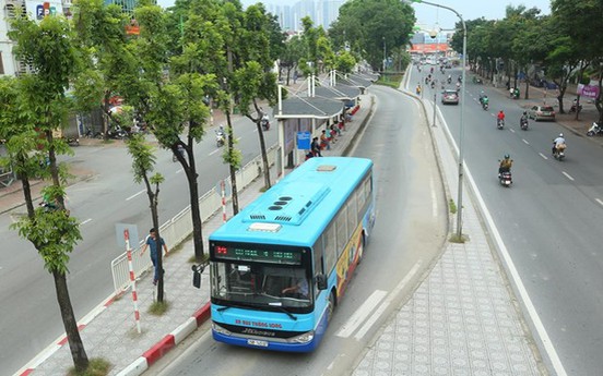 Hà Nội điều chỉnh lộ trình 19 tuyến buýt để phục vụ Đại hội Đảng