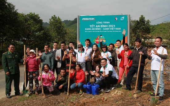 Tết An Bình 2021 “phủ xanh” vùng biên giới huyện Tây Giang, Quảng Nam