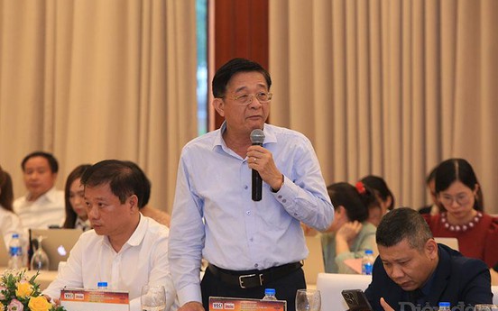 TS Nguyễn Quốc Hùng: Doanh nghiệp khó khăn nhưng ngân hàng không thể giảm chuẩn cho vay