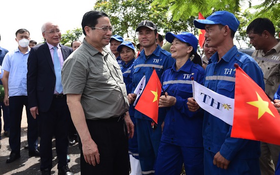 Thủ tướng Chính Phủ Phạm Minh Chính và đoàn công tác thăm, làm việc tại các dự án của Tập đoàn TH