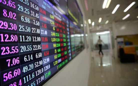Cổ phiếu BĐS “nổi sóng“ sau phiên đấu giá gần 2,45 tỷ/m2 ở Thủ Thiêm
